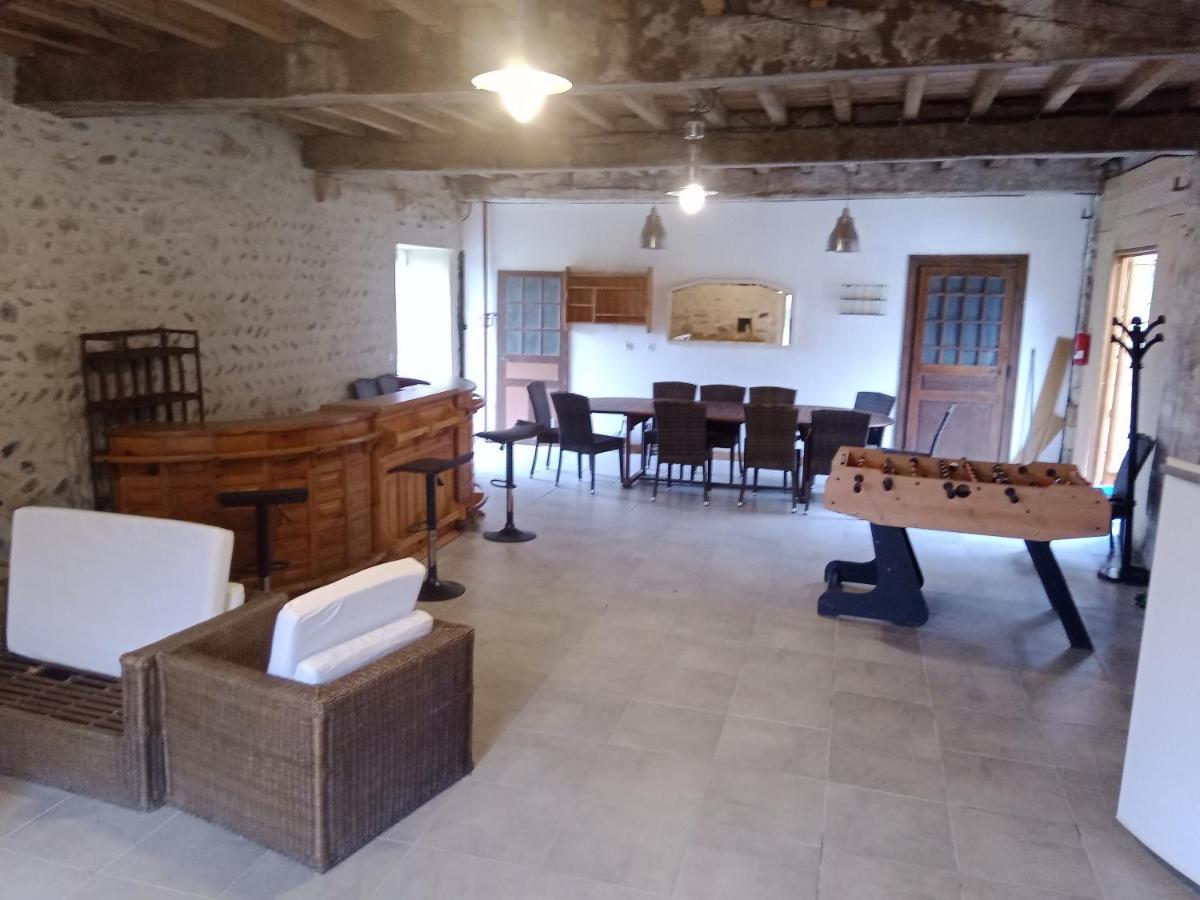 Gite De 6 A 14 Pers Avec Piscine-Jacuzzi- Salle Des Fetes Bastanes Exterior foto